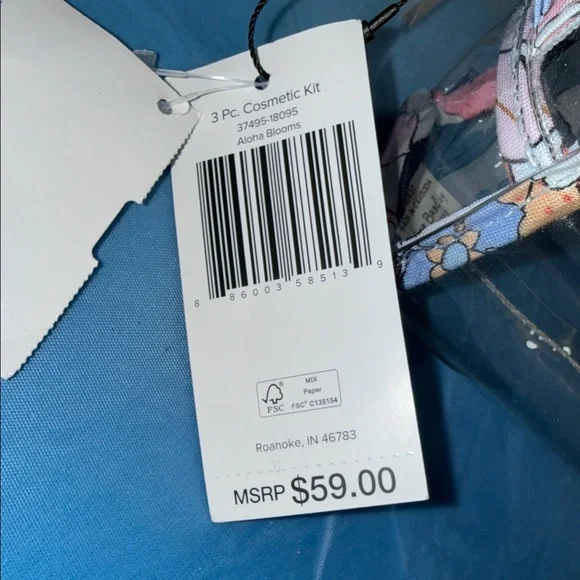 Vera Bradley Multicolor Floral Quilted Pouch with cosmetics - Picture 7 of 8